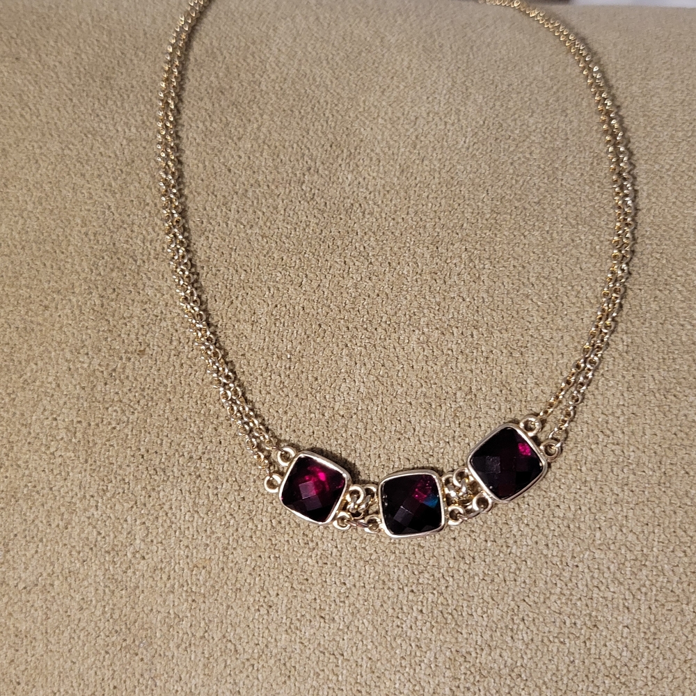 Gold Chain Necklace with Three Dark Red Gemstones